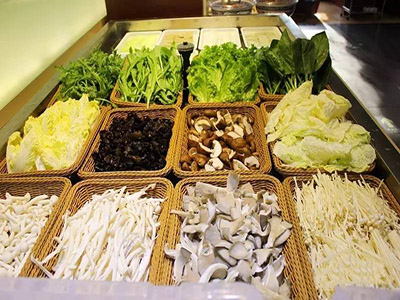 舜泰火鍋 “快樂(lè)莊園自助餐“